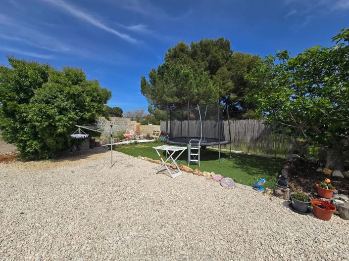 Image No.5-Villa de 6 chambres à vendre à Sax