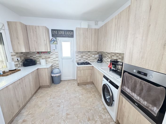 Image No.10-2 Bed Bungalow for sale