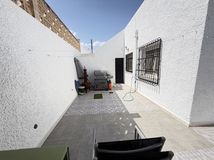 Image No.5-2 Bed Bungalow for sale