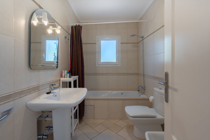 Image No.20-3 Bed Villa for sale