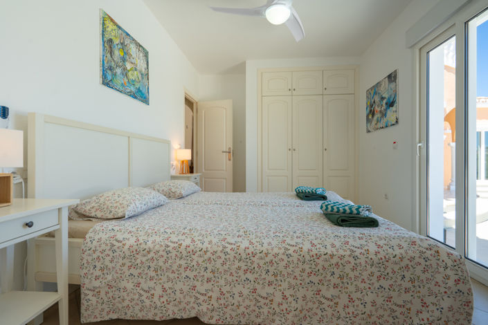 Image No.15-3 Bed Villa for sale