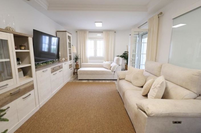 Image No.17-4 Bed Villa for sale