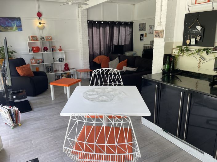 Image No.15-2 Bed Villa for sale