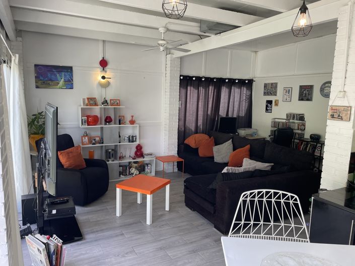 Image No.16-2 Bed Villa for sale