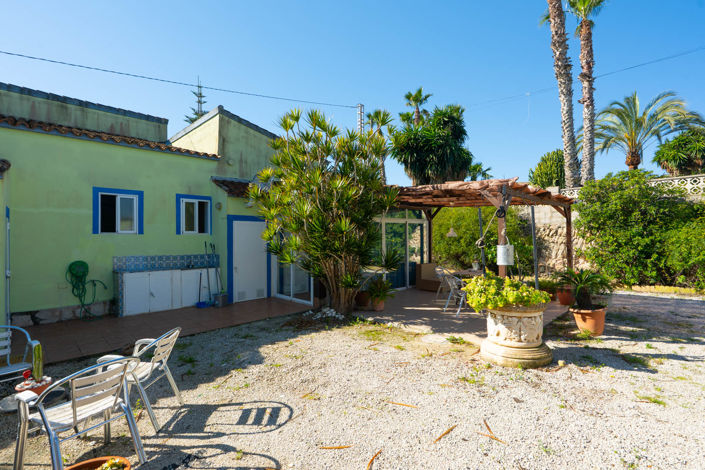 Image No.37-2 Bed Villa for sale