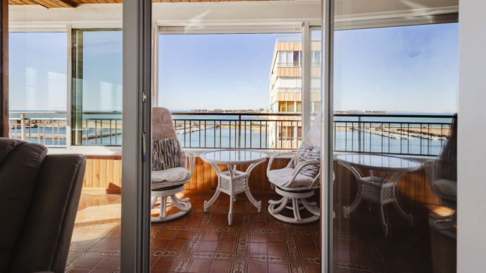 Image No.18-3 Bed Apartment for sale