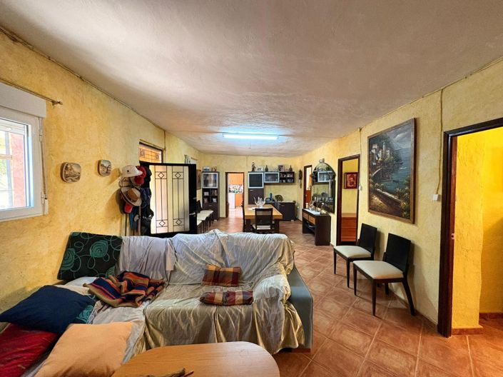 Image No.19-3 Bed Villa for sale