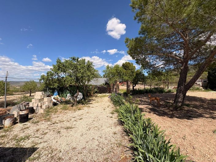 Image No.9-3 Bed Villa for sale