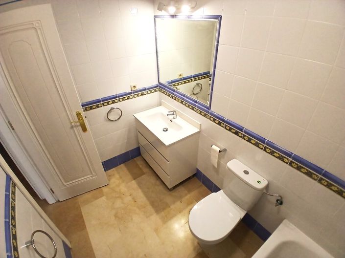 Image No.16-2 Bed Bungalow for sale