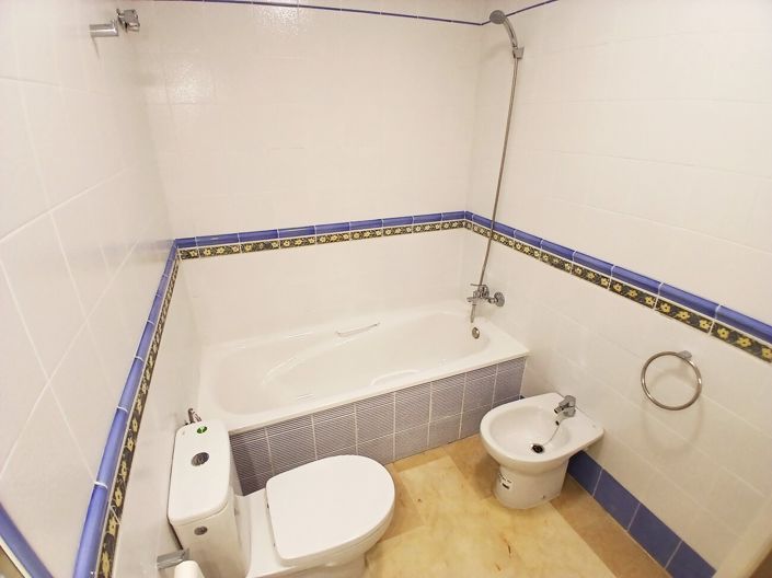 Image No.18-2 Bed Bungalow for sale