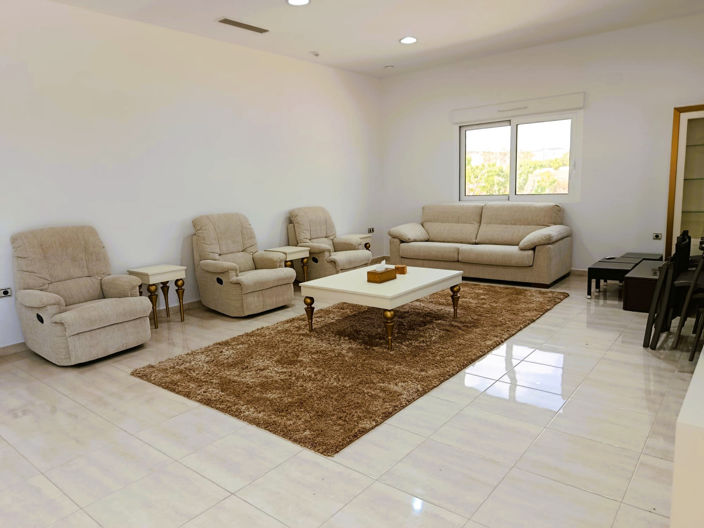 Image No.17-4 Bed Villa for sale