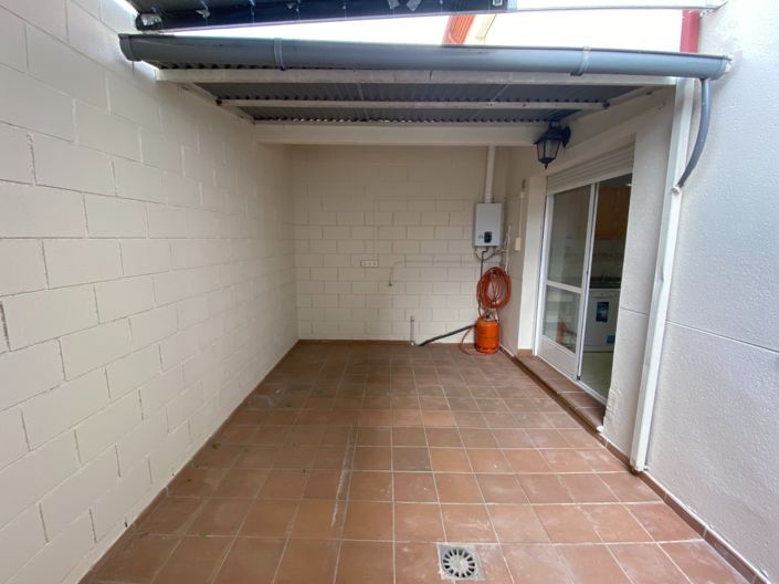 Image No.4-4 Bed Townhouse for sale