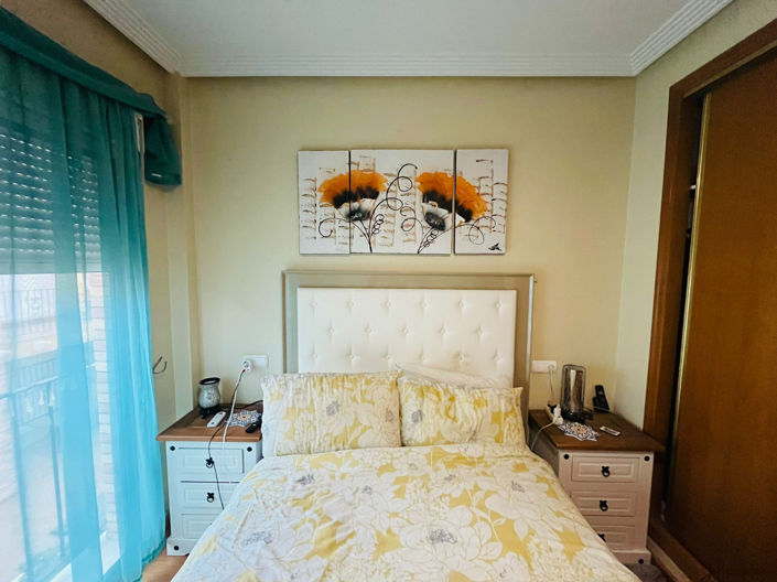 Image No.30-2 Bed Townhouse for sale