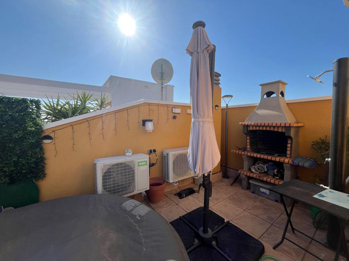 Image No.38-2 Bed Townhouse for sale