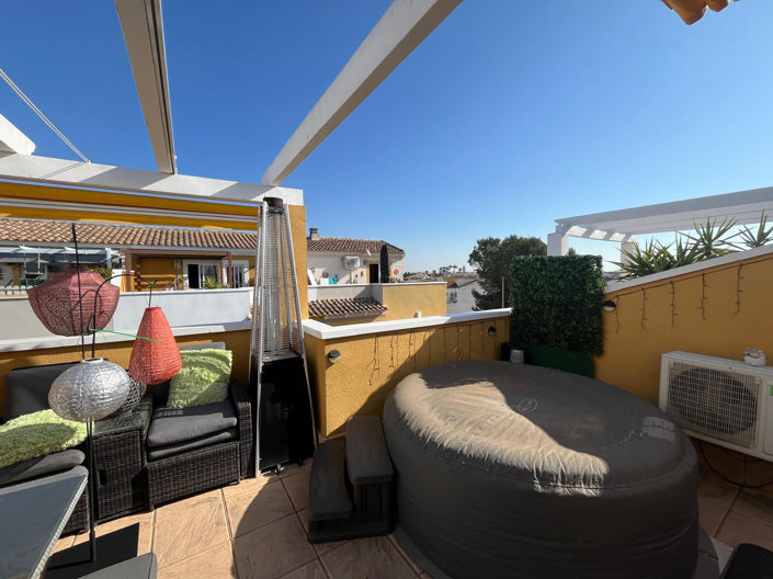 Image No.42-2 Bed Townhouse for sale