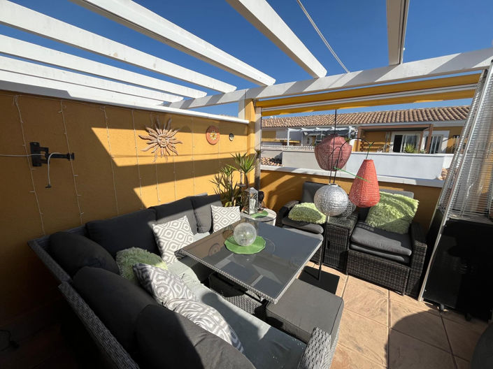 Image No.9-2 Bed Townhouse for sale