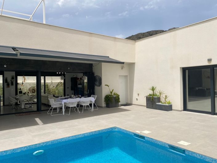 Image No.18-5 Bed Villa for sale