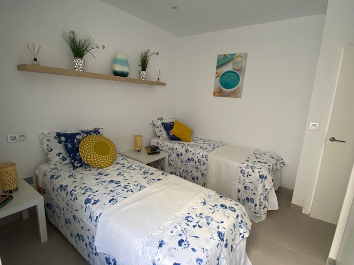 Image No.30-5 Bed Villa for sale