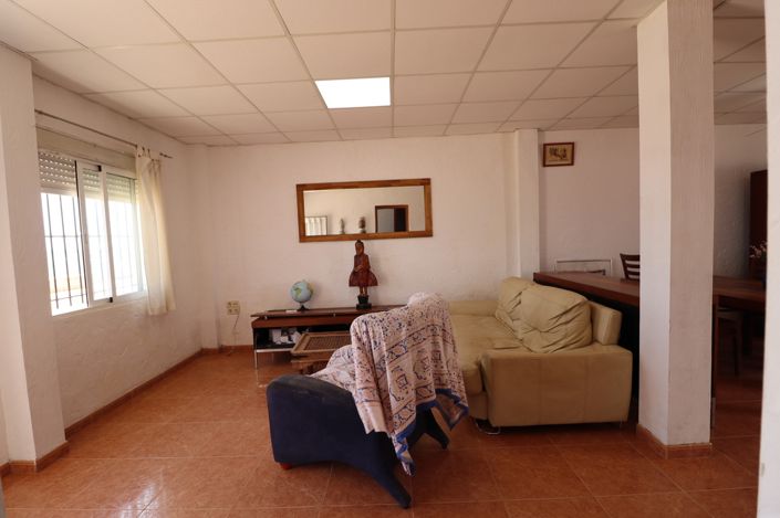 Image No.3-5 Bed Property for sale