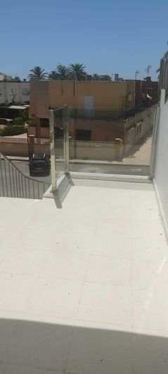Image No.15-3 Bed Property for sale