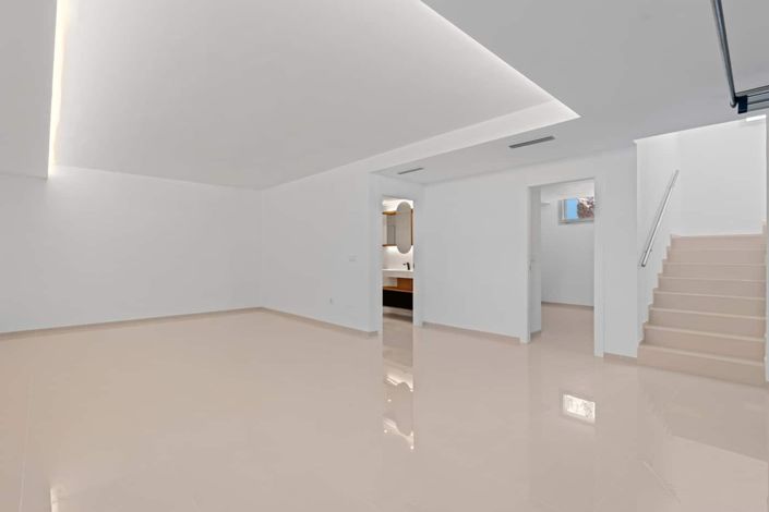 Image No.19-4 Bed Apartment for sale