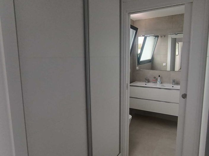 Image No.17-3 Bed Apartment for sale