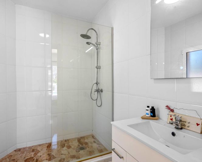 Image No.24-7 Bed Villa for sale