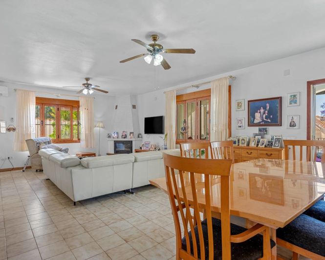 Image No.5-7 Bed Villa for sale