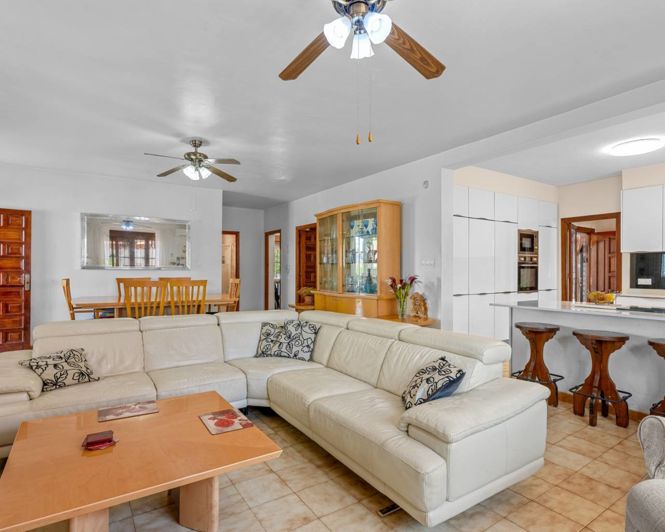 Image No.6-7 Bed Villa for sale