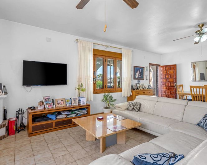 Image No.7-7 Bed Villa for sale