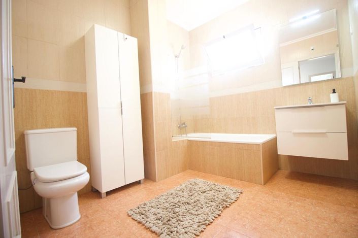 Image No.18-3 Bed Villa for sale
