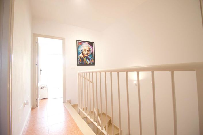 Image No.26-3 Bed Villa for sale