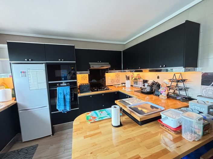 Image No.4-6 Bed Villa for sale