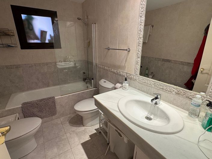 Image No.17-4 Bed Apartment for sale