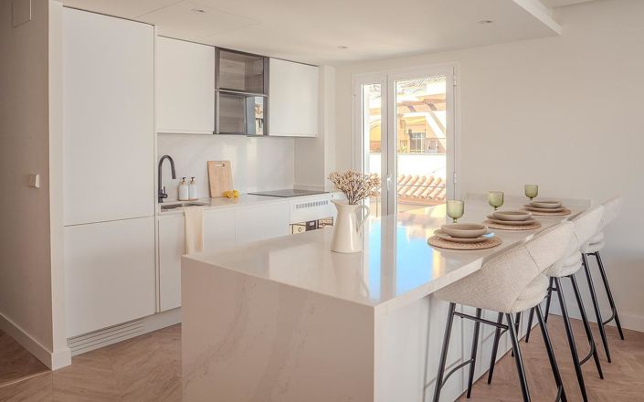 Image No.8-2 Bed Apartment for sale