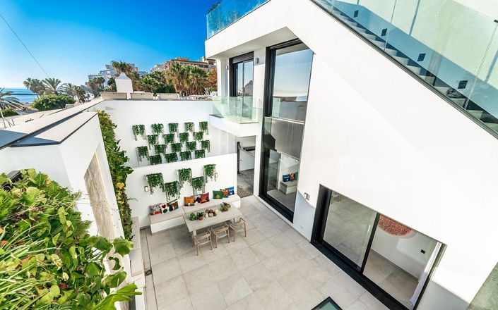 Image No.20-5 Bed Villa for sale