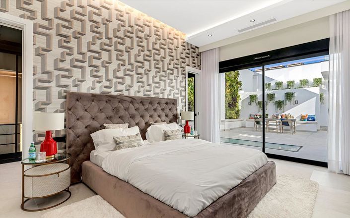 Image No.8-5 Bed Villa for sale