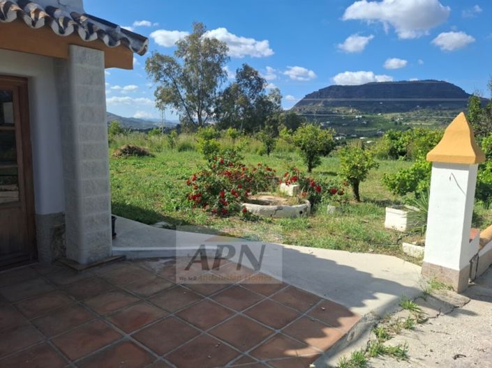 Image No.19-2 Bed Country House for sale
