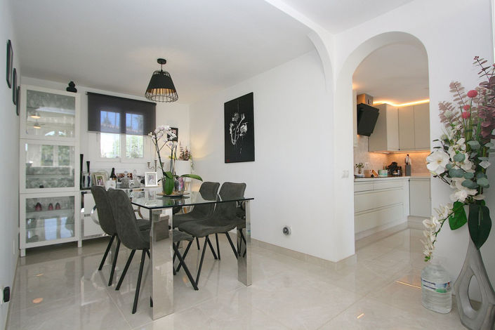 Image No.4-3 Bed Villa for sale