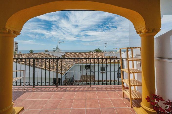 Image No.16-2 Bed Country House for sale