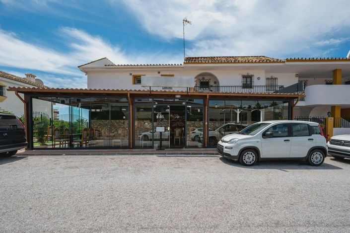 Image No.4-2 Bed Country House for sale
