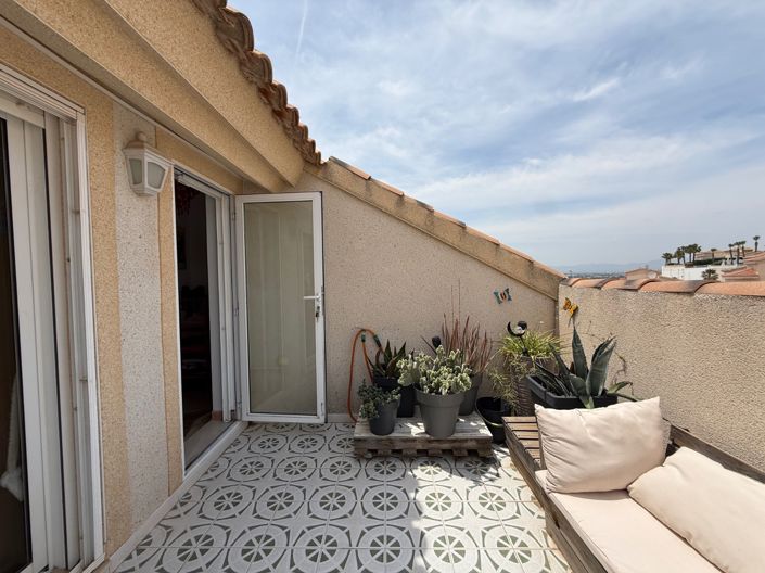Image No.25-2 Bed Villa for sale