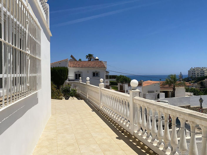 Image No.17-3 Bed Villa for sale