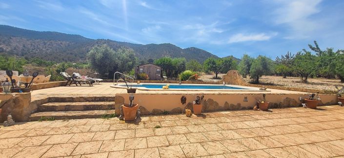 Image No.6-4 Bed Villa for sale