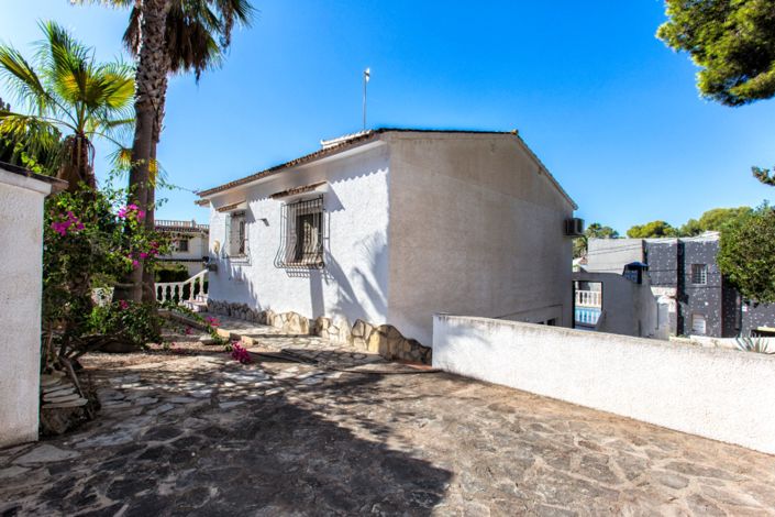 Image No.49-4 Bed Villa for sale