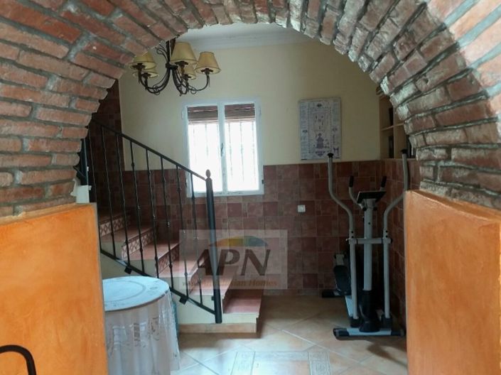 Image No.24-3 Bed Country House for sale