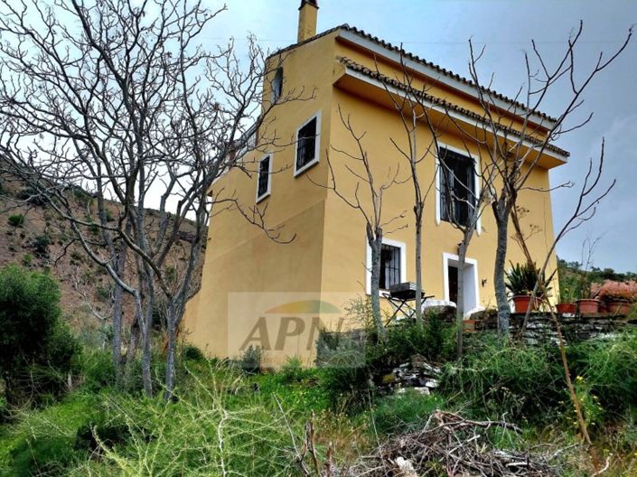 Image No.30-3 Bed Country House for sale