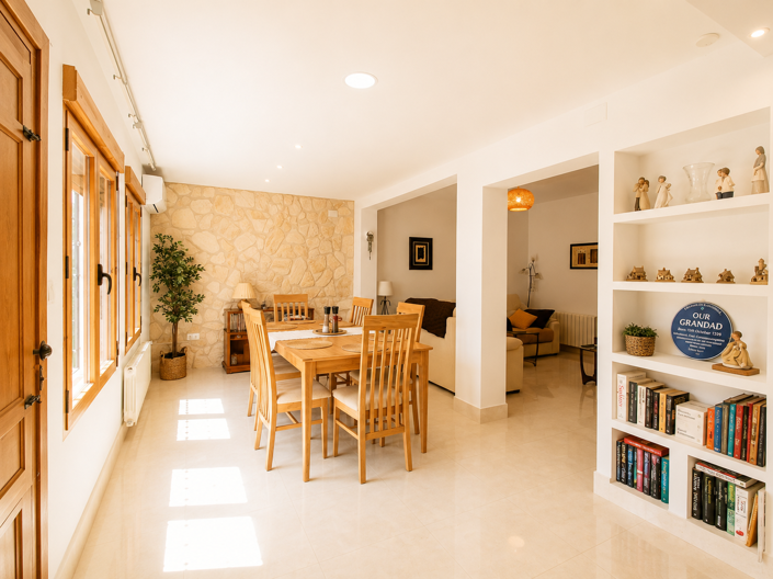 Image No.27-2 Bed Townhouse for sale