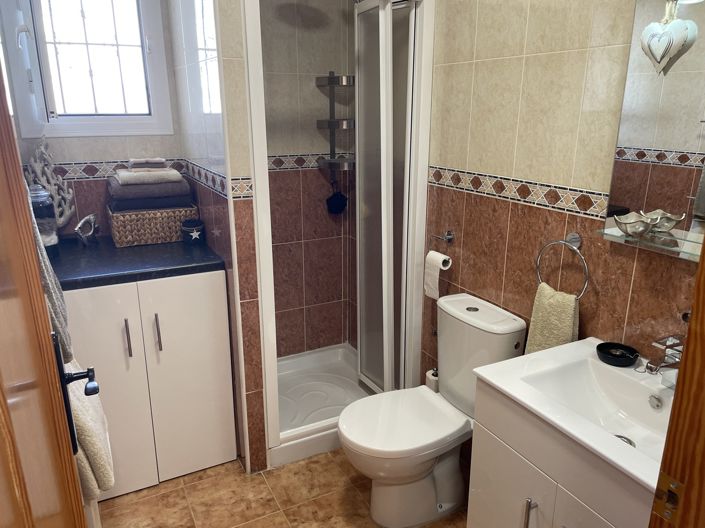 Image No.20-2 Bed Villa for sale