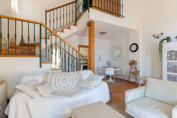 Image No.10-2 Bed Villa for sale